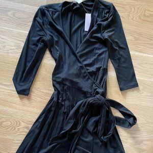 Banana republic classic wrap dress size XS petite